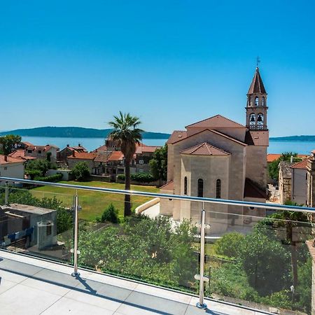 Apartments Villa Castello คาชเตลา ภายนอก รูปภาพ