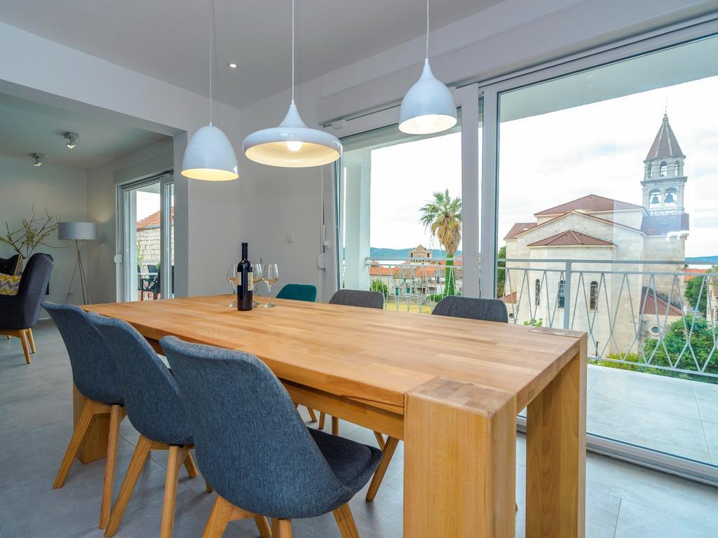 Apartments Villa Castello คาชเตลา ภายนอก รูปภาพ