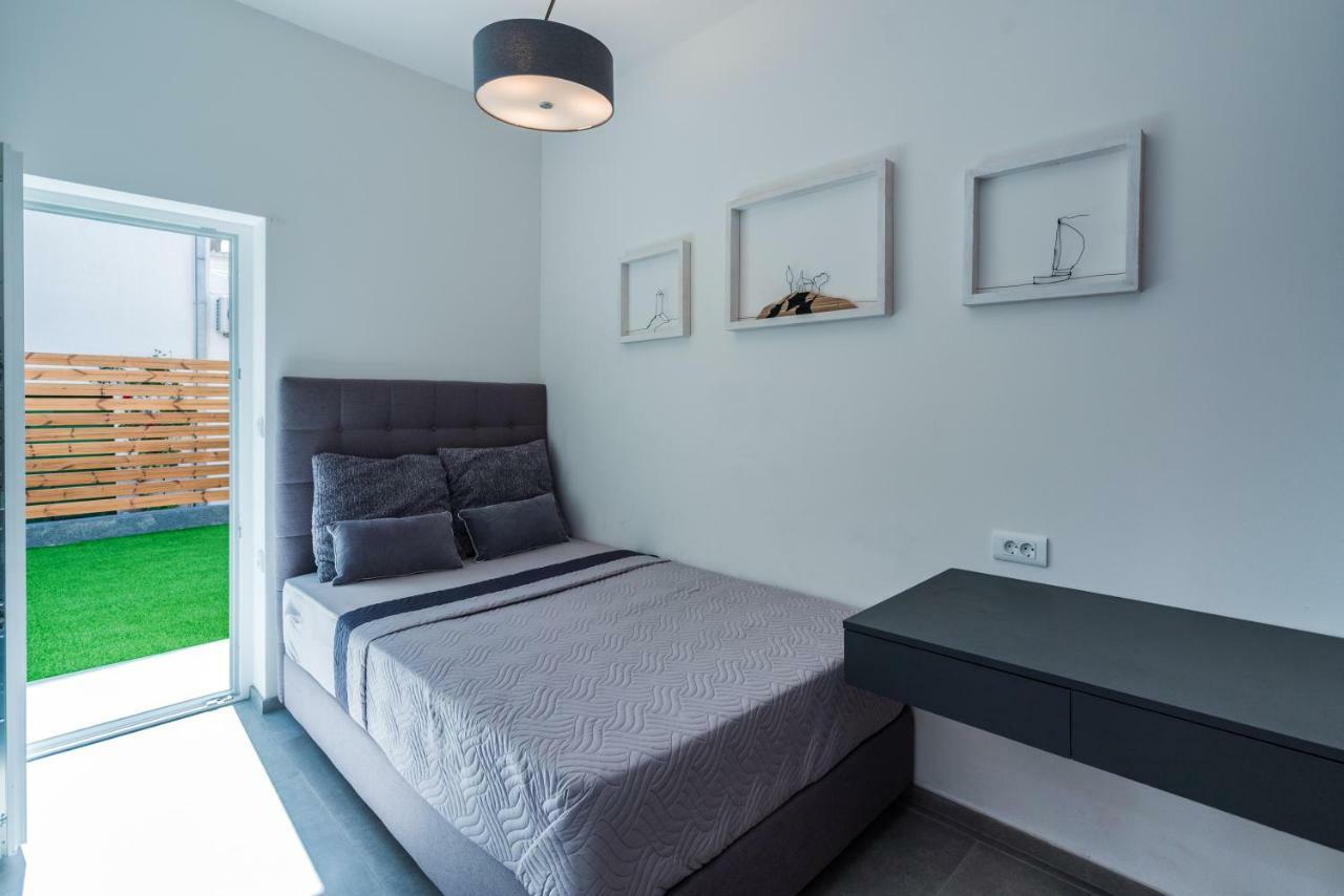 Apartments Villa Castello คาชเตลา ภายนอก รูปภาพ