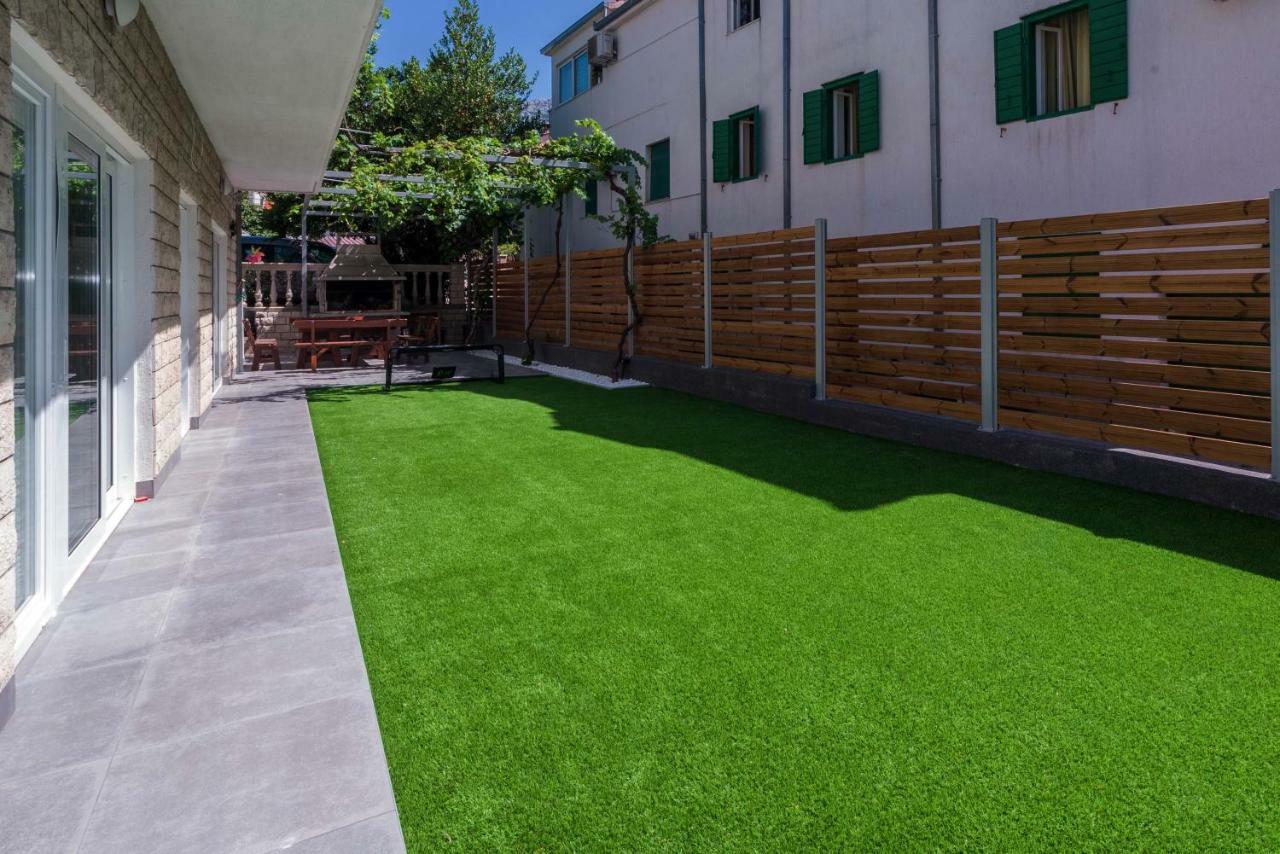 Apartments Villa Castello คาชเตลา ภายนอก รูปภาพ