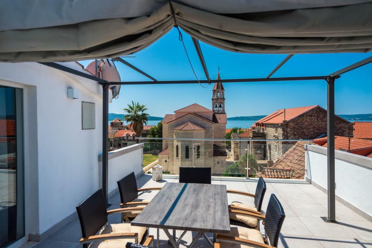 Apartments Villa Castello คาชเตลา ภายนอก รูปภาพ