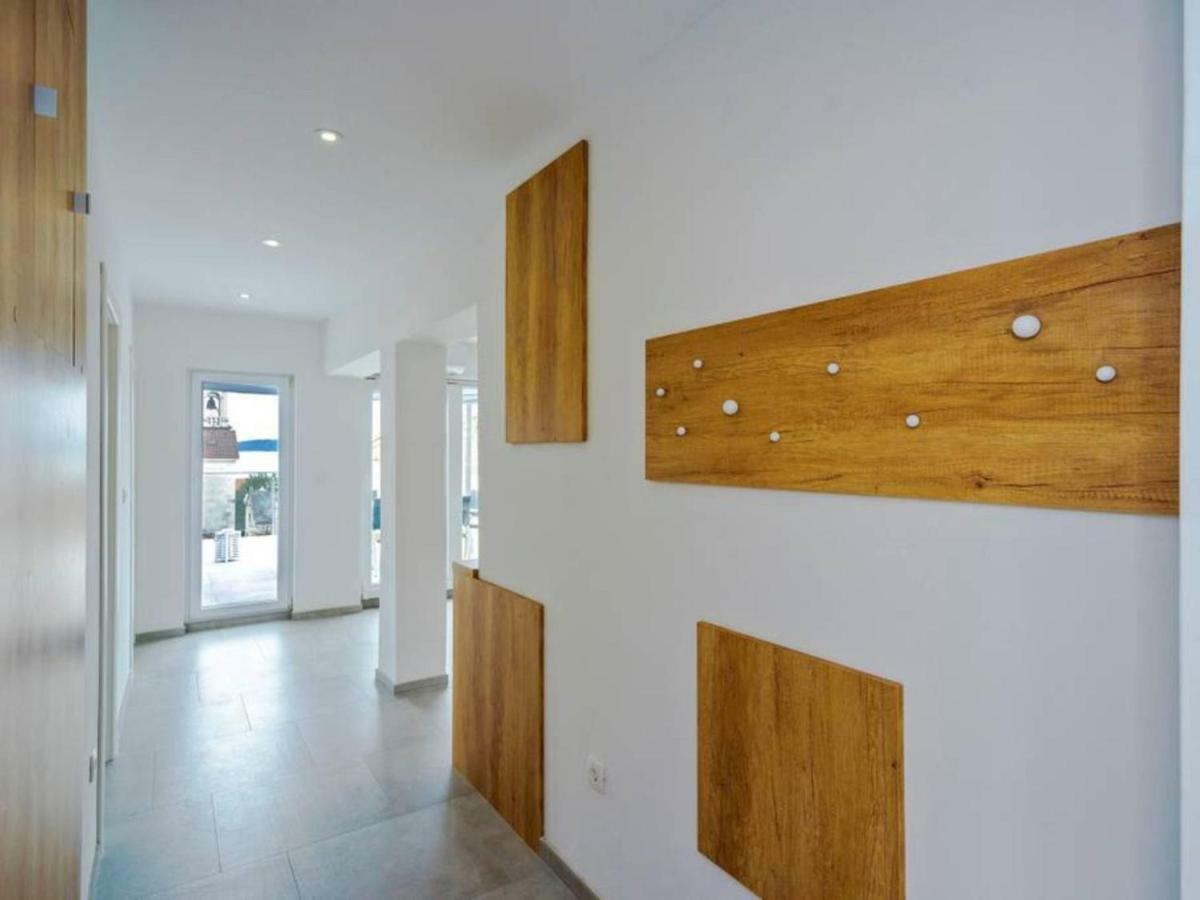 Apartments Villa Castello คาชเตลา ภายนอก รูปภาพ