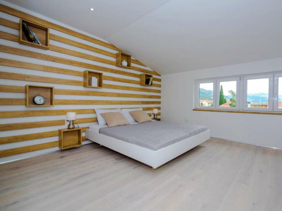 Apartments Villa Castello คาชเตลา ภายนอก รูปภาพ