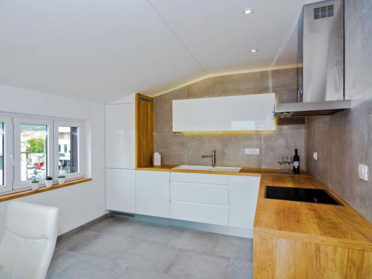 Apartments Villa Castello คาชเตลา ภายนอก รูปภาพ