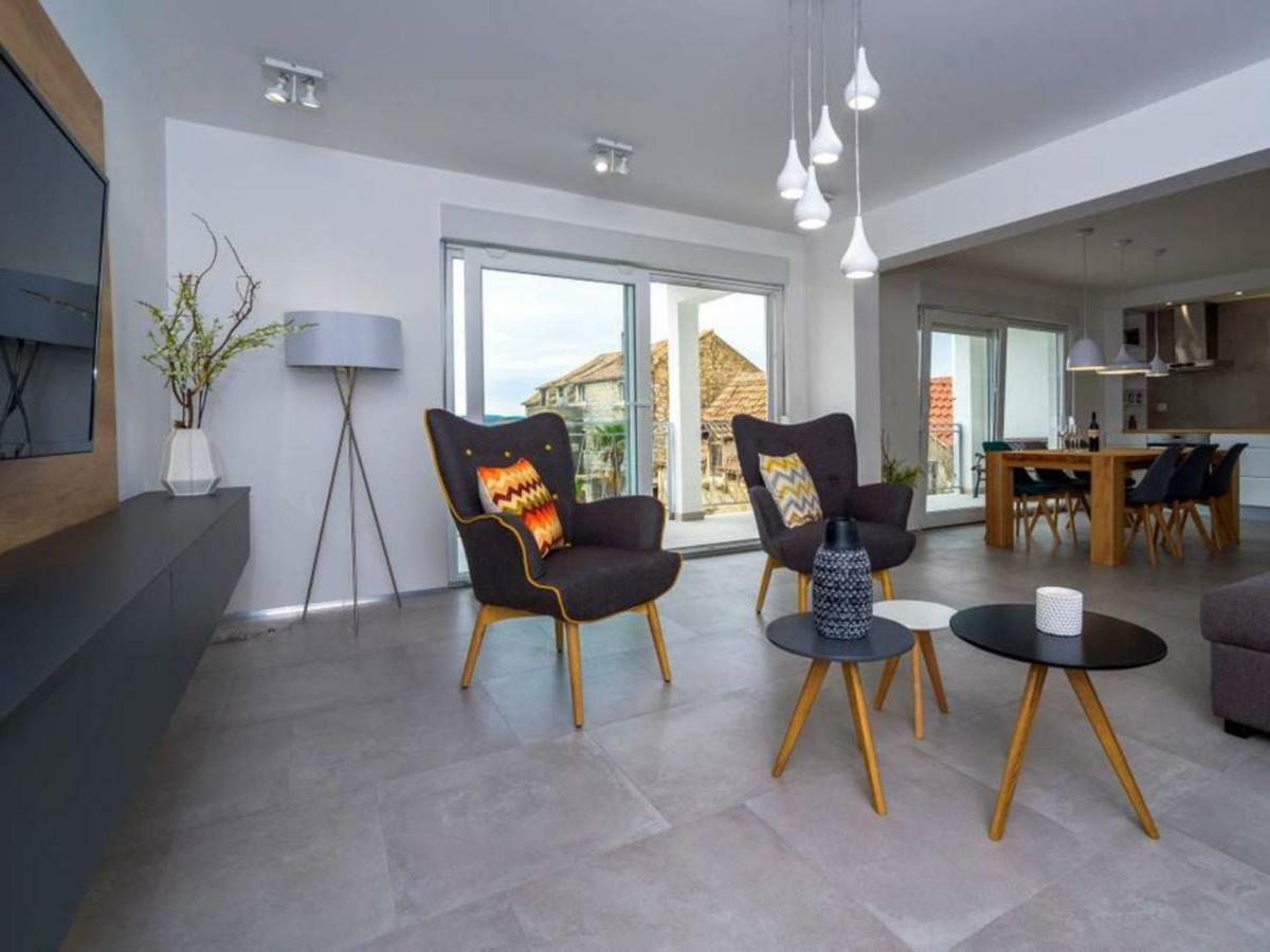 Apartments Villa Castello คาชเตลา ภายนอก รูปภาพ