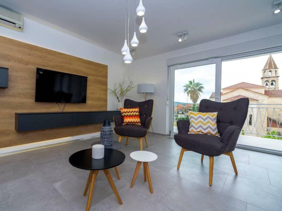 Apartments Villa Castello คาชเตลา ภายนอก รูปภาพ