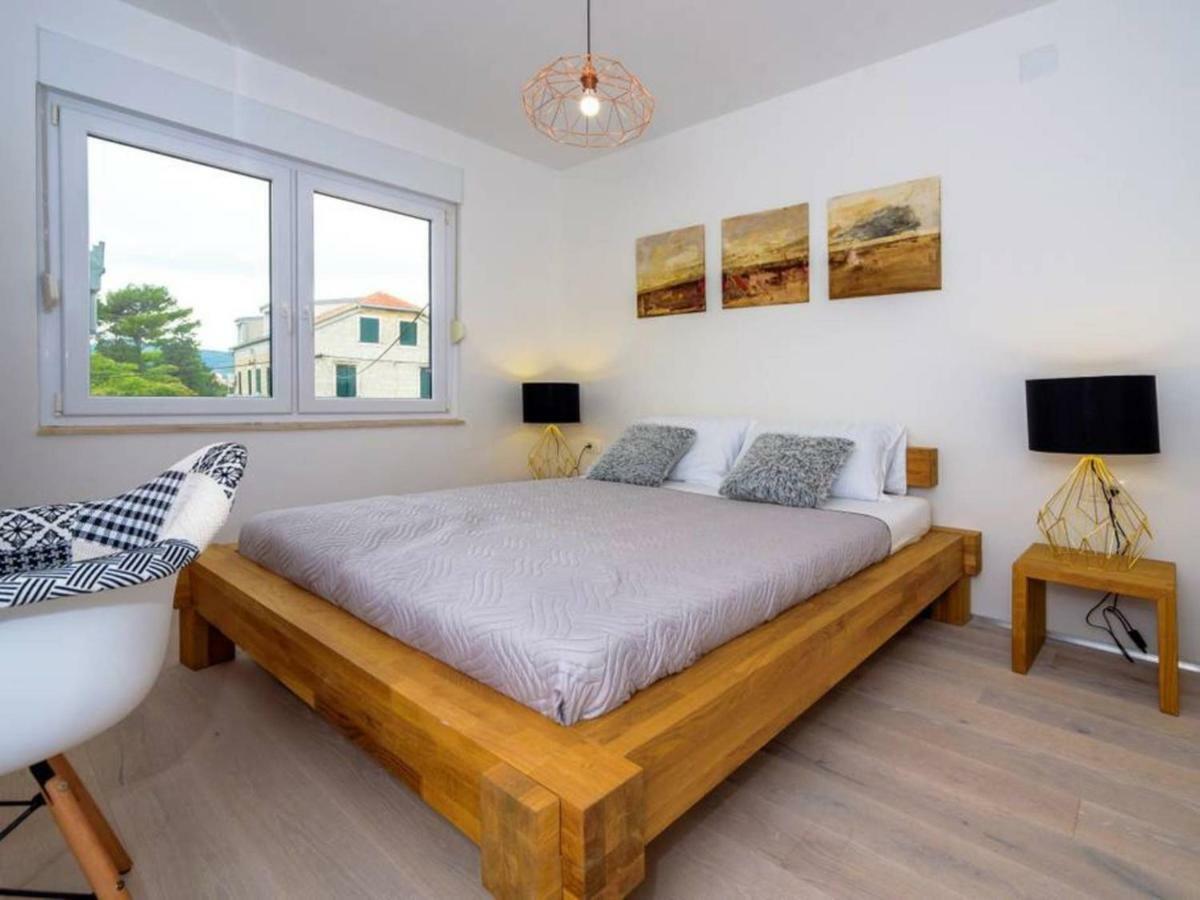 Apartments Villa Castello คาชเตลา ภายนอก รูปภาพ